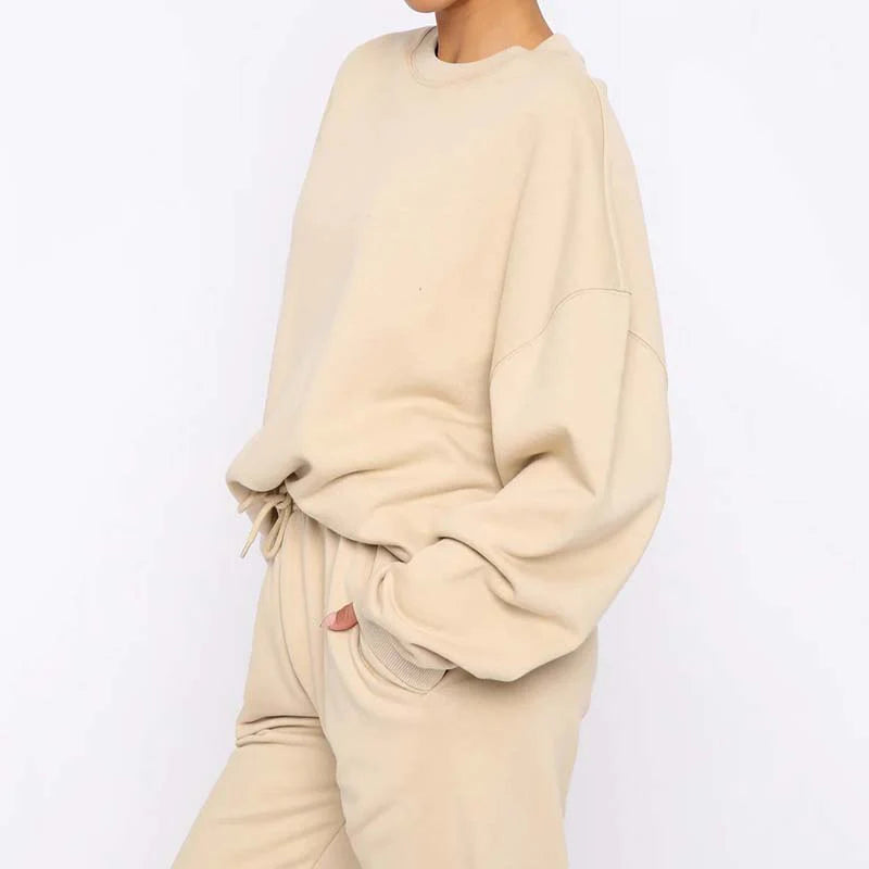 Ženski udoben dvodelni komplet v enobarvni barvi