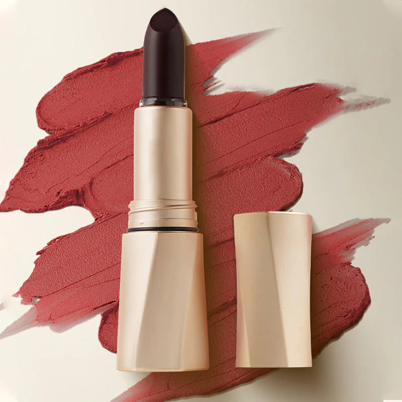 ✨ Dolgotrajna šminka s nawilževalno formulo: Intenzivni kolor + nega za gladke ustnice!