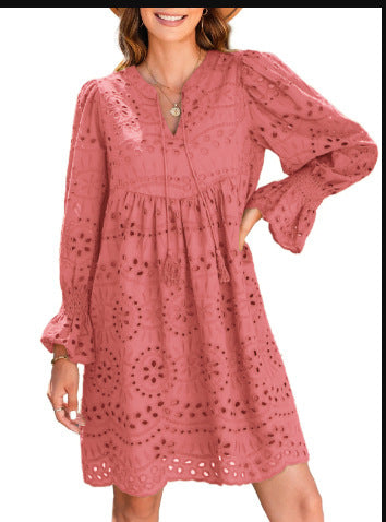 Novo v letu 2025 - Ženska ležerna čipkasta obleka z očesci