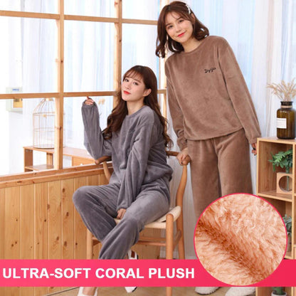 😴 Ohlapen, topel, plišast komplet pižame za ženske v koralni barvi!✨