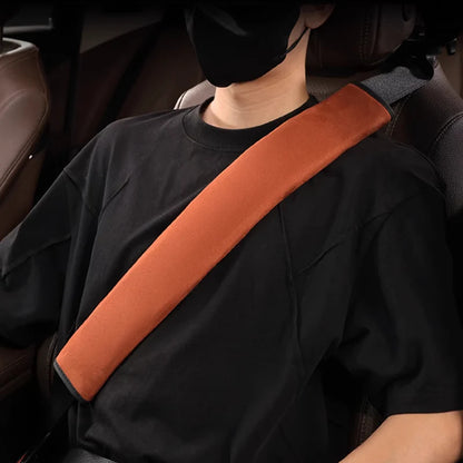 🛡️ Zaščita Za Vrat Varnostnega Pasa – Mehkost + Zaščita! 🚙