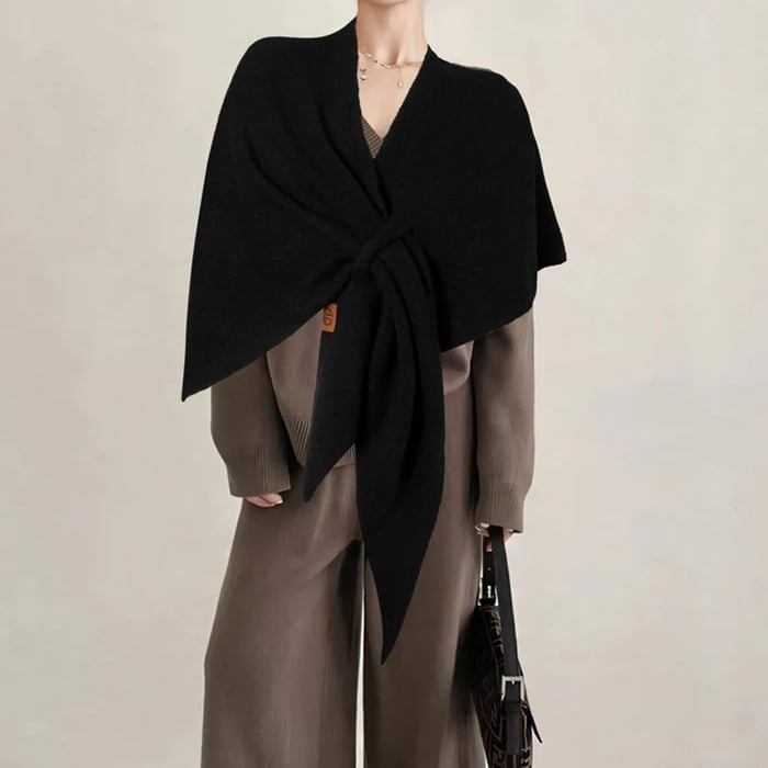 Ženski enobarvni šal s prednostno ponudbo