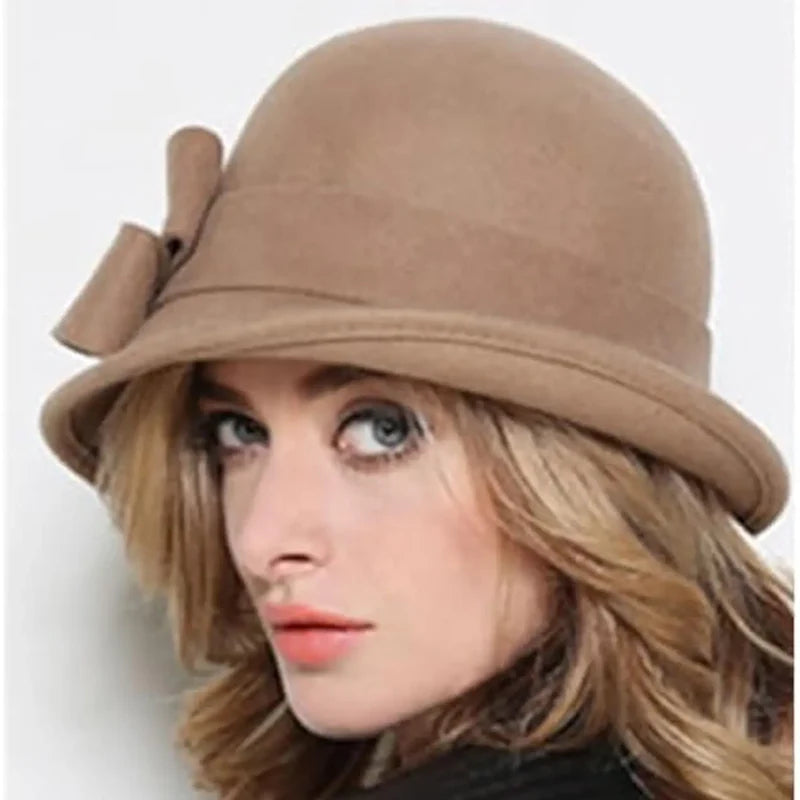 🎀 Francoski vintage klobuk s širokim robom — takoj doda eleganco in ženstven čar vsakemu pomladnemu dnevu! ✨👒