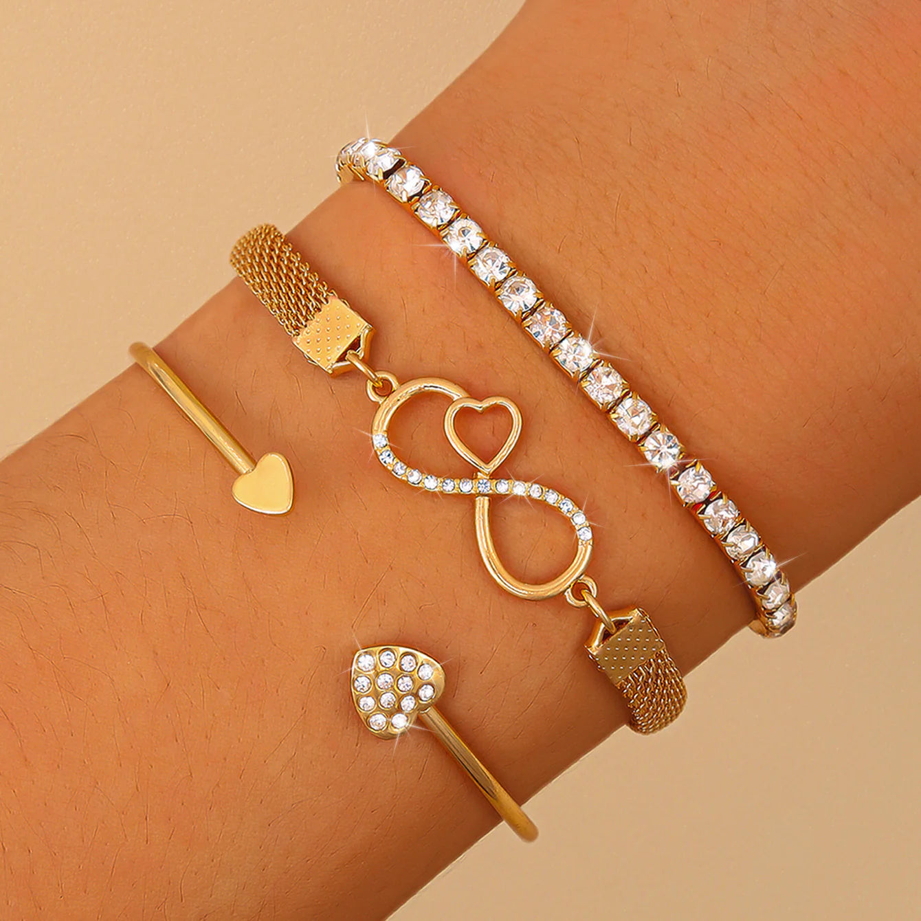 Komplet treh zapestnic v boemskem slogu