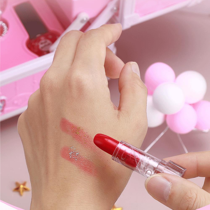 💄 Otroški komplet za ličenje – ustvarjalna in varna igra! ✨