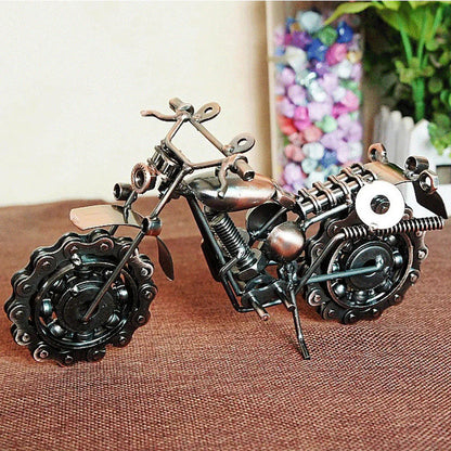 🏍️ Vintage železni motor – unikat za tvoj dom zdaj! 😎