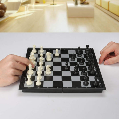 ♟️ Magnetni šah s zložljivo desko – igrajte kjerkoli! ✨