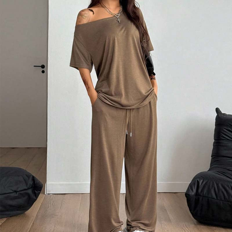 👗 Dvodelni komplet z odkritimi rameni – udobje in stil! ✨