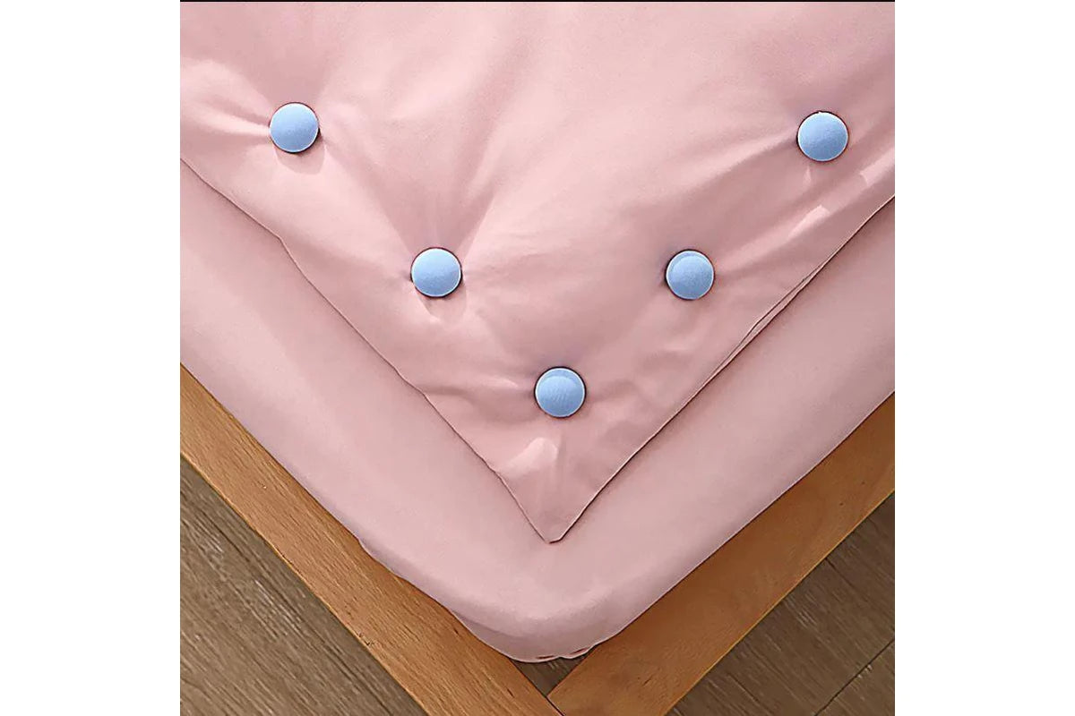 📌Držalo za odejo Cozy Bed – varno in nedrseče, trpežno oblikovanje za vse vrste posteljnine