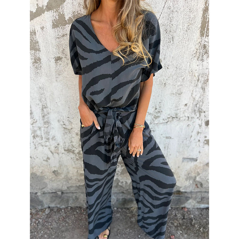 🦓 Dvodelni komplet z zebrastim potiskom za ženske!