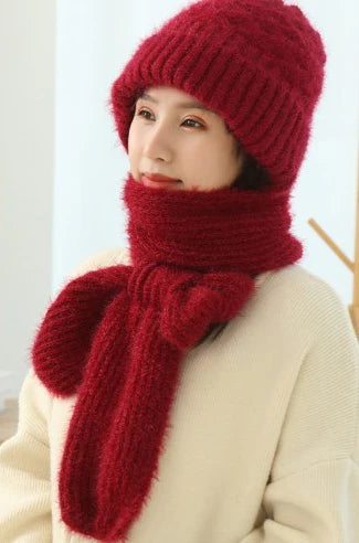 Vgrajena zaščita sluha Kapa, odporna proti vetru Šal