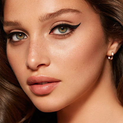 👀Dvojno senčilo za oči + črtalo – trajno, enostavno in slogno!