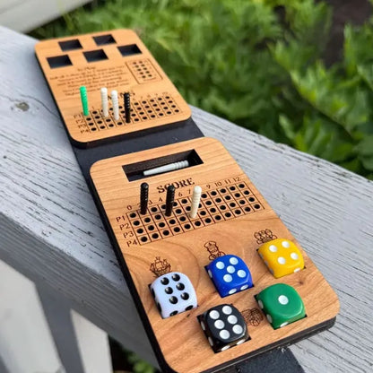 🎲 Ladja, kapitan, posadka – klasična lesena igra s kockami!