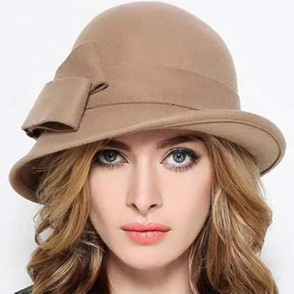 🎀 Francoski vintage klobuk s širokim robom — takoj doda eleganco in ženstven čar vsakemu pomladnemu dnevu! ✨👒